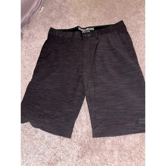 Billabong Men's Crossfire Submersible hybrid Shorts in color Asphalt Size 30 - Picture 2 of 12